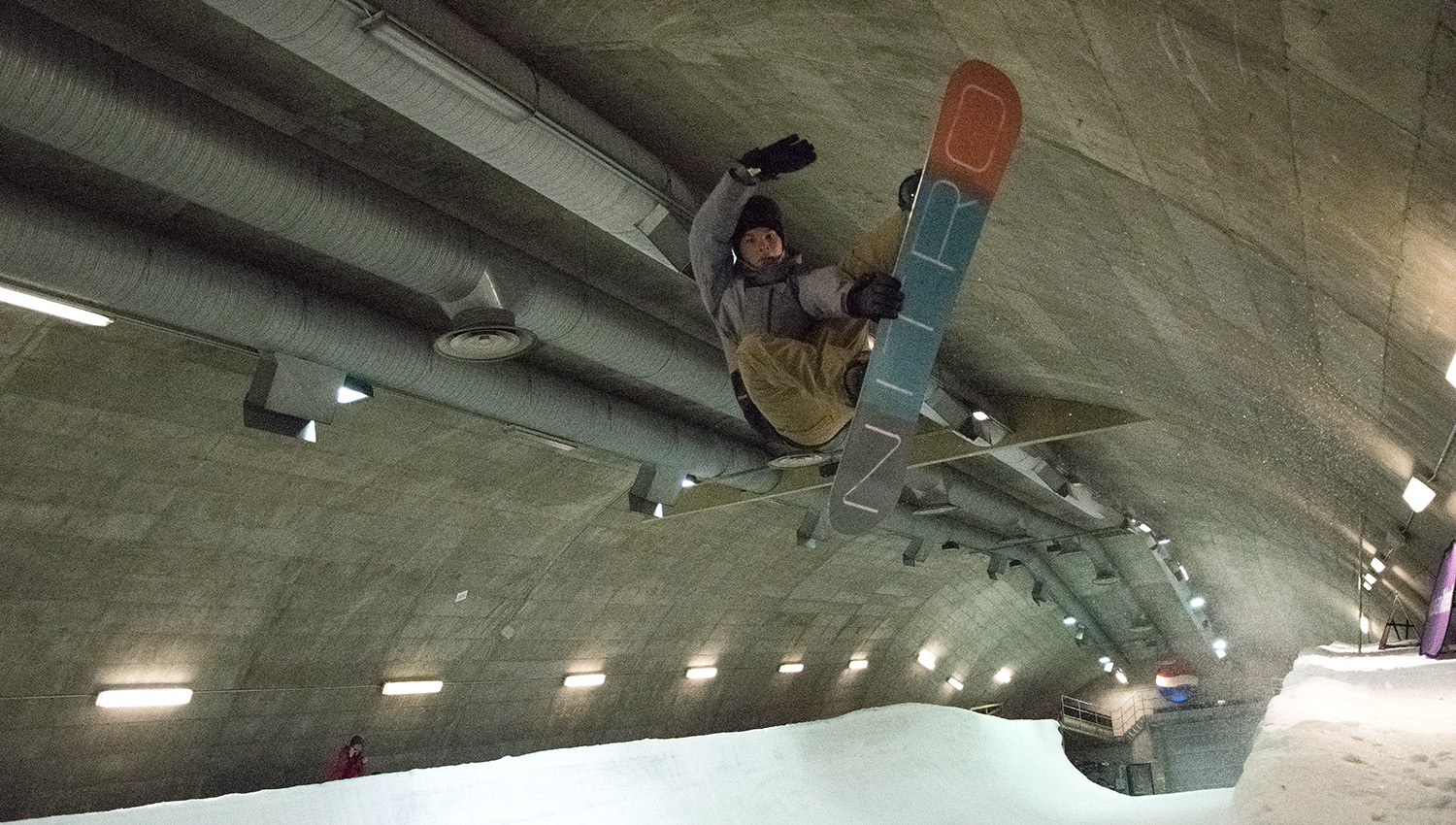 Vuokatin lumilautatunneli muuttuu koko perheen MAX Snow World -lumimaailmaksi kesällä 2019.