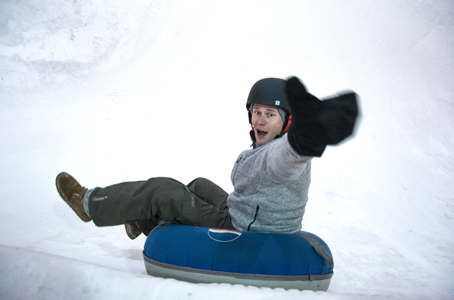 Talvella tubing valtaa MAX Snow World -lumimaailman.