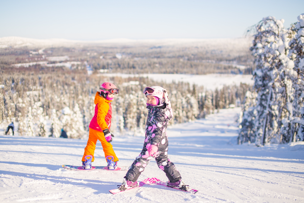 Kinder im Skigebiet Iso-Syöte.