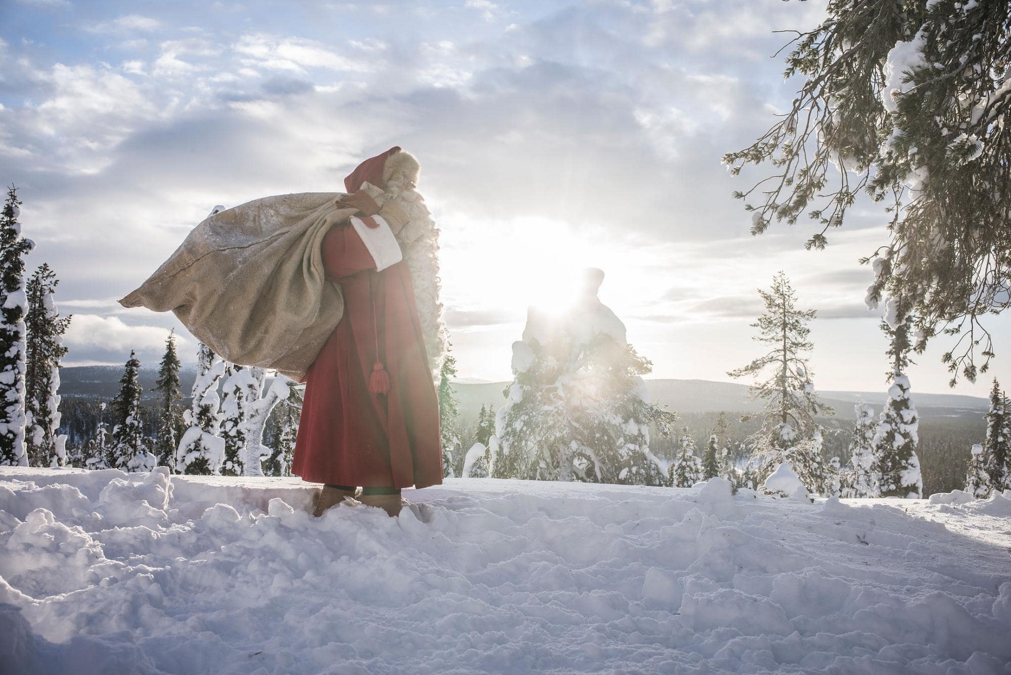 In Finnland kann man seinen Wunschzettel persönlich übergeben. | © Kimmo Syväri / Visit Finland