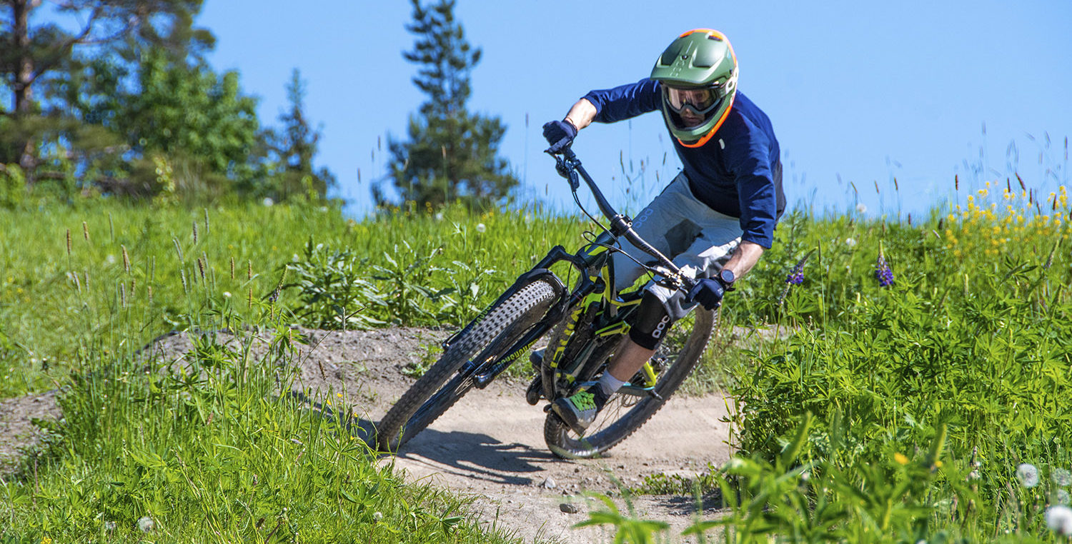 Enduropyörä on monipuolisuutensa ansiosta oiva valinta bike park -ajoon.