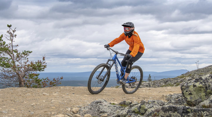 Yli neljä kilometriä pitkä Levi Village Trail on yksi kesän 2020 kiinostavimpia pyöräilyuutuuksia.