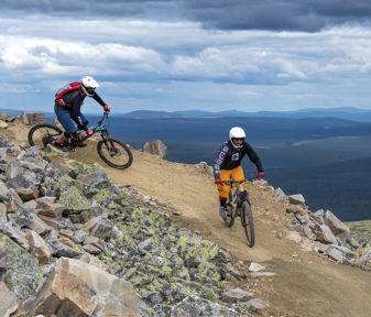Bike park -kausi ei ole vielä ohi. Luvassa on vielä paljon hienoja laskuja, kuten tämä Ylläksellä.
