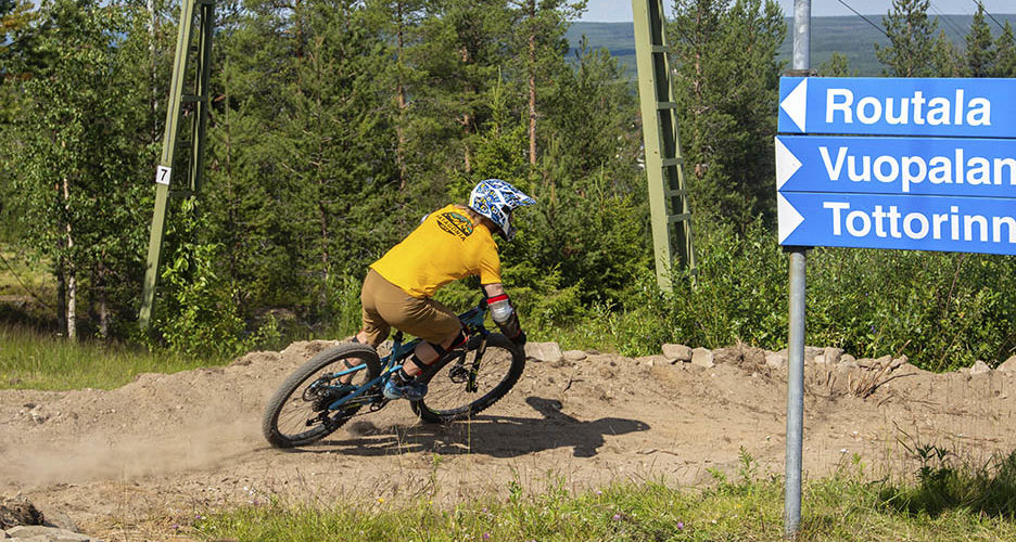 Ounasvaara bike park avattiin uudistettuna kesäkuun lopussa 2021. Pyöräilykausi jatkuu aina elokuun loppuun asti.
