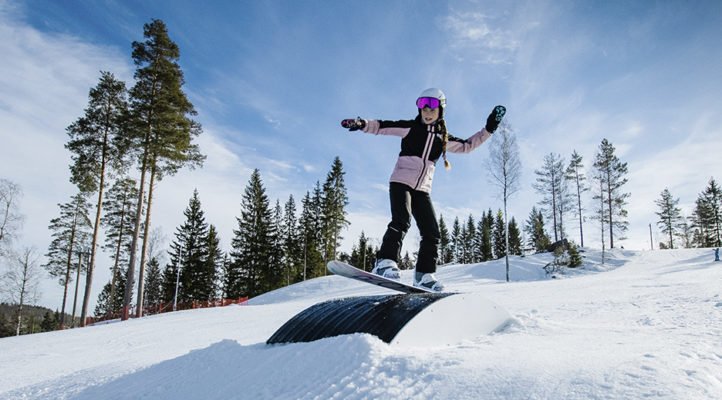 Ruokolahden Freeski on paikalliskeskus etelä-karjalaisella luonteella: tavoitteena kaikille hyvä mieli. Kuva: Lauri Aapro