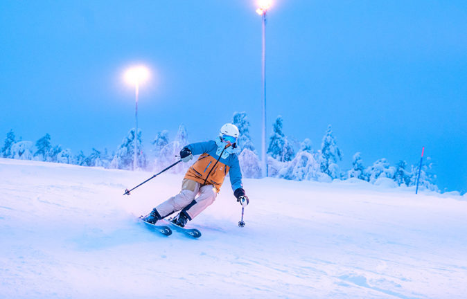 Arki-ilta on monen mielestä parasta laskuaikaa, kun rinteessä on yleensä hyvin tilaa. Pari tuntia mäessä tekee kropalle ja mielelle ihmeitä!