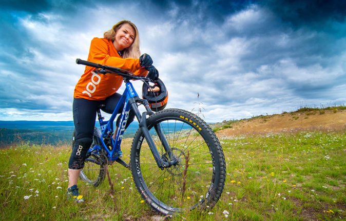 Mikä on mielestäsi paras bike park, entä miten bike parkeja pitäisi kehittää? Kerro näkemyksesi, anna tähtesi ja voit voittaa Bollén lasit!