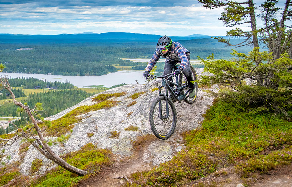 Alkukankeuksien jälkeen on Ruka bike park kehittynyt monipuoliseksi pyöräilykohteeksi.