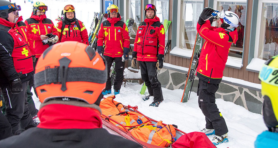 Ski patrol -koulutuksia järjestetään ympäri Suomea.