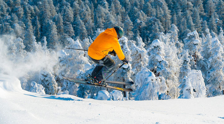 Apocalyptica's Paavo Lötjönen and Eicca Toppinen are both downhill fanatics. “Skiing is the perfect symphony of speed, exercise, fresh air and thrill-chasing in fabulous natural scenery,” says Paavo.